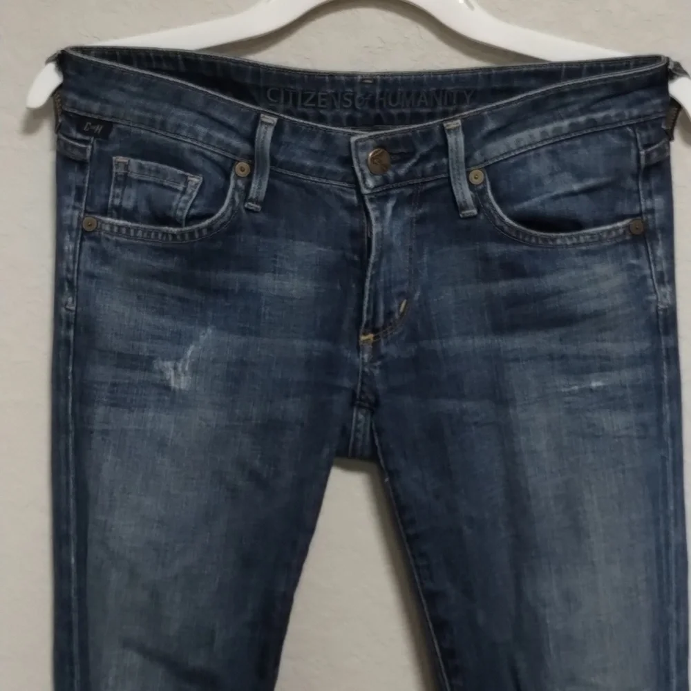 Citizens of Humanity Medium Wash Denim Jeans - Picture 6 of 9